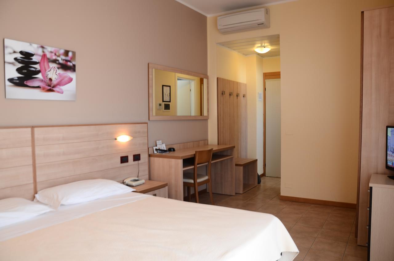 Hotel Mirage Milano Marittima Zewnętrze zdjęcie